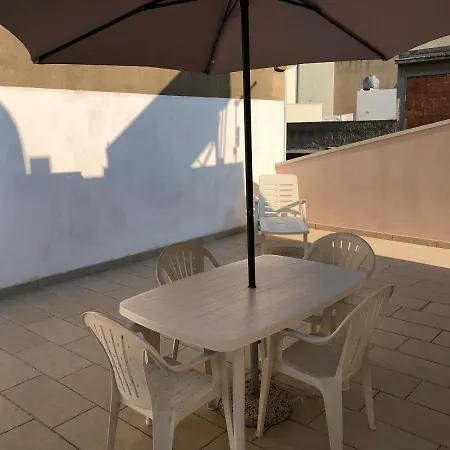 La Dama Di Сasa de vacaciones